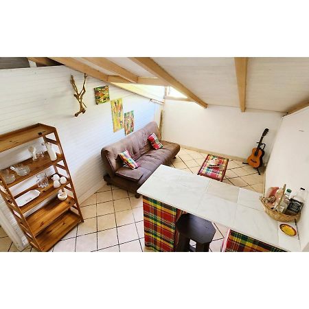 Отель Chambre Creole Капестер-Бель-О Экстерьер фото